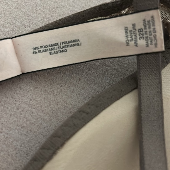 Victoria’s Secret Bra - Picture 4 of 6